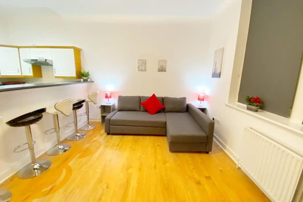 Cozy Nights - Ibrox Street Daire Glasgow Dış mekan fotoğraf